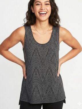 Made For Life Black & Gray Patterned Scoop Neck Tank Top